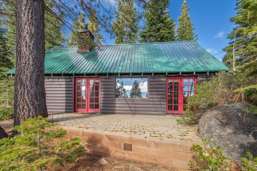 Coziest Cabin In Tahoe W Stone Fireplace Comfy Beds Close To Slopes & Lake Carnelian Bay Екстер'єр фото